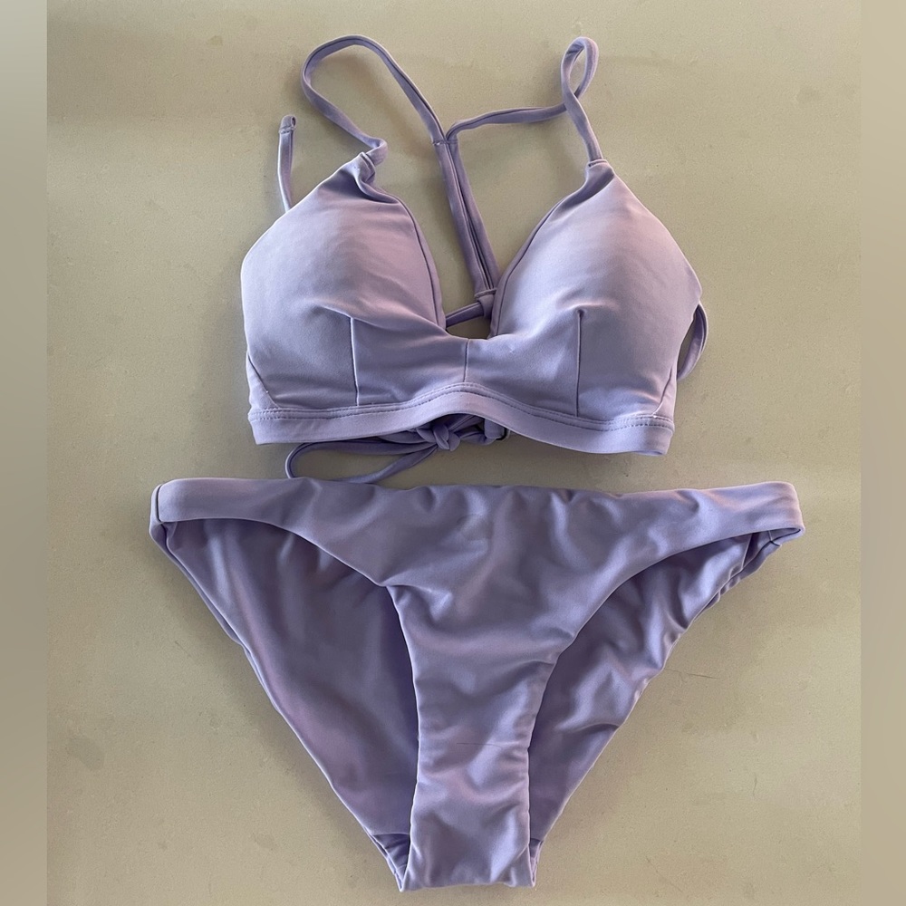 Hurley light purple bikini smile small